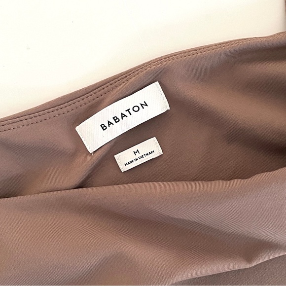 Aritzia Babaton Contour Longsleeve Bodysuit - Picture 11 of 12